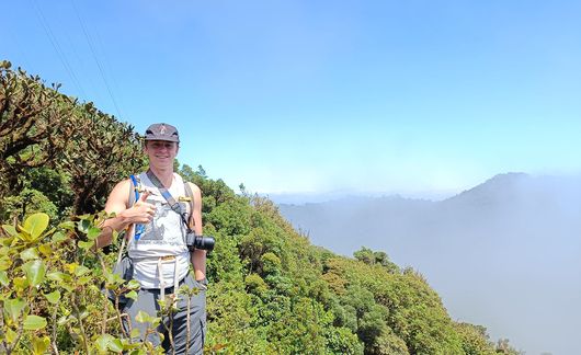 study abroad monteverde costa rica student forest