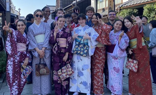study abroad tokyo students kimonos
