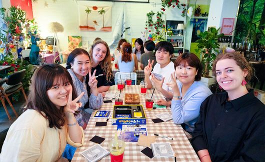 seoul students playing boardgames