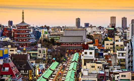 tokyo skyline at sunset