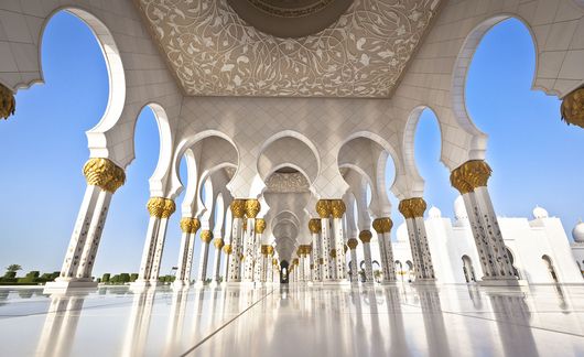 abu-dhabi-mosque-arches-pillars