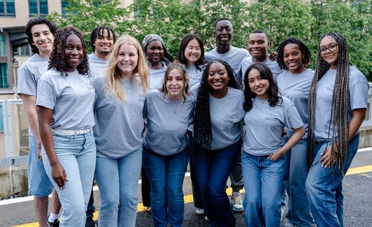 fddo-2025-cohort-group-pose-grey-shirts