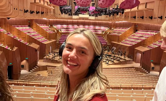 sydney_spring_student-at-tour-of-opera-house.jpeg