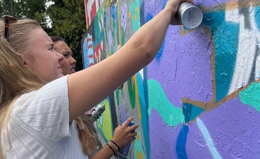 rennes-france-student-painting-mural.jpg