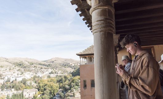 spain-students-on-overnight-trip-to-granada.jpg