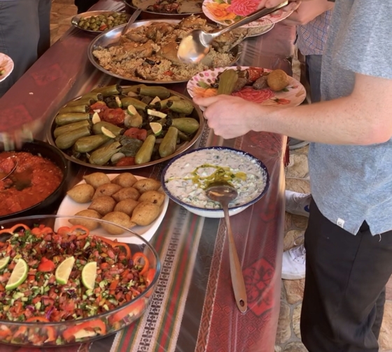 buffet amman jordan food table