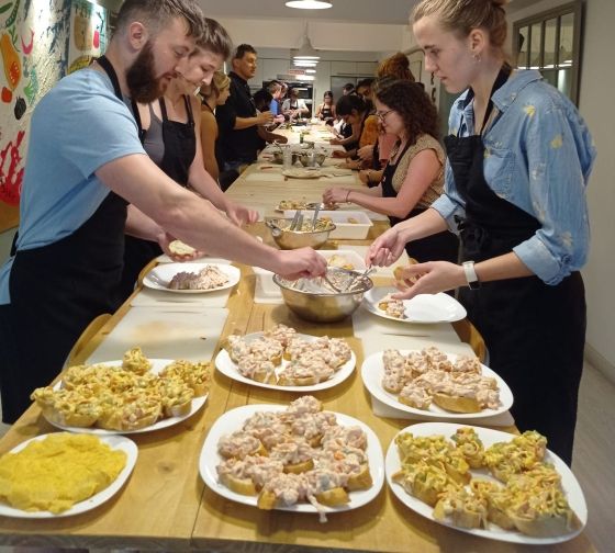 tapas making class barcelona study abroad