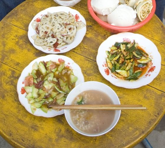 singapore table of food