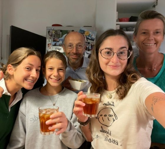 toulouse students with her host family