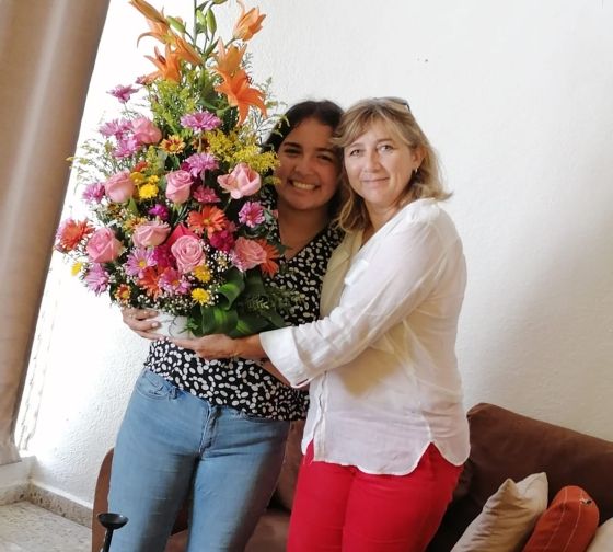 yucatan student with her host mom