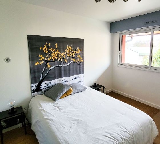 rennes housing homestay bedroom