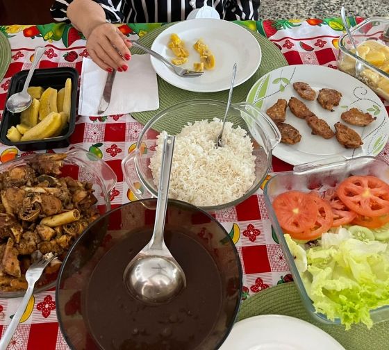 santiago dr meals lunch spread