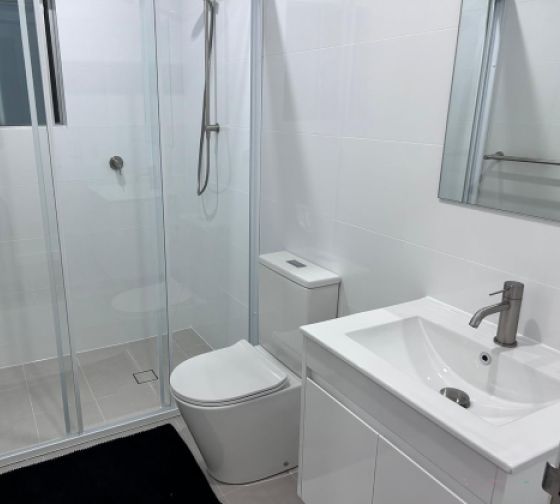 Shared apartment bathroom