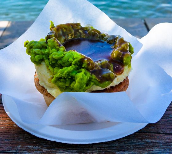 sydney-meals-meat-pie