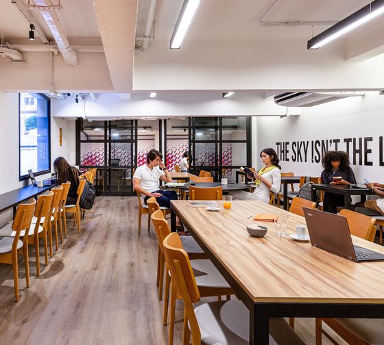 sao-paulo-housing-25-coworking-space.jpg