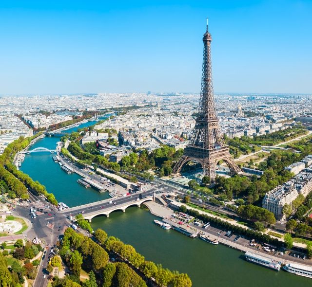 paris eiffel tower river skyline