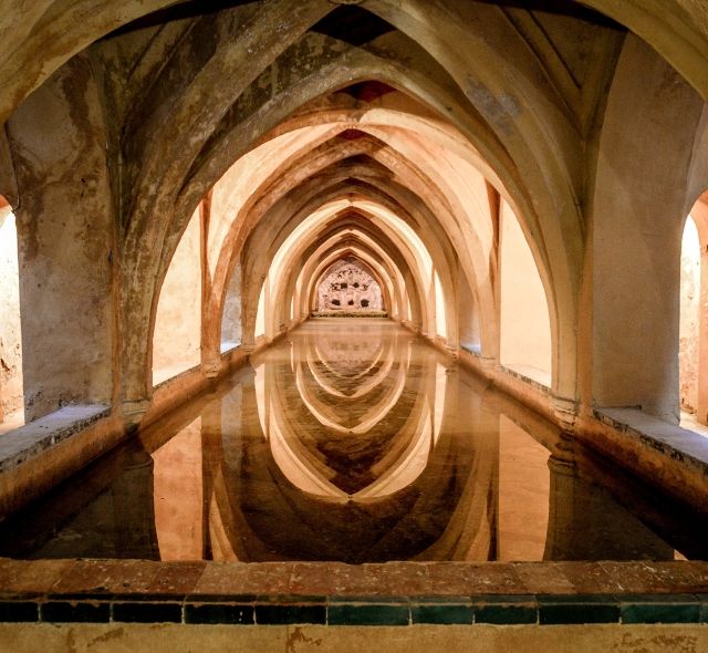 seville alcazar interior