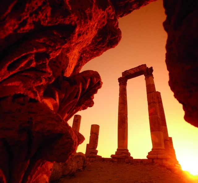 sunset shot roman ruins jordan