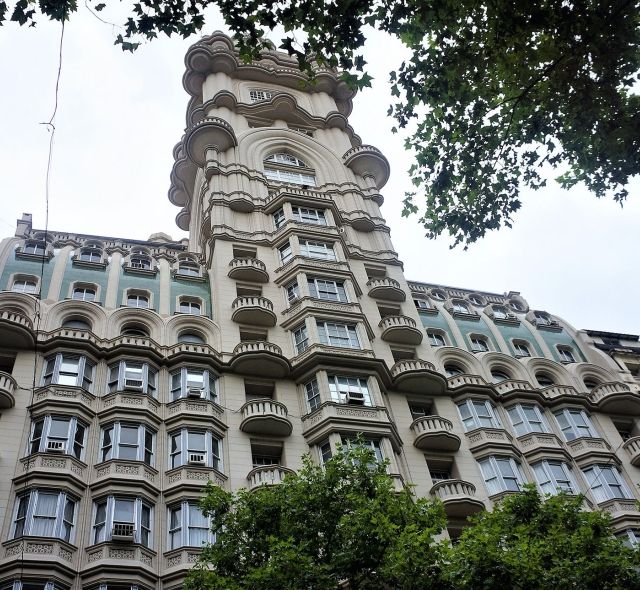 building in buenos aires argentina