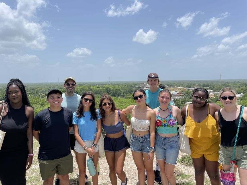 The whole group in Izamal