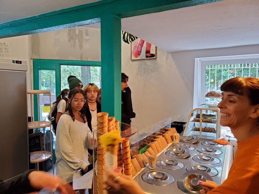 Ordering using only German