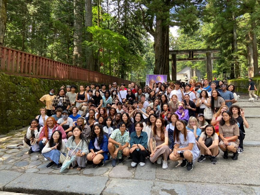 Group picture at Toshogu Shrine