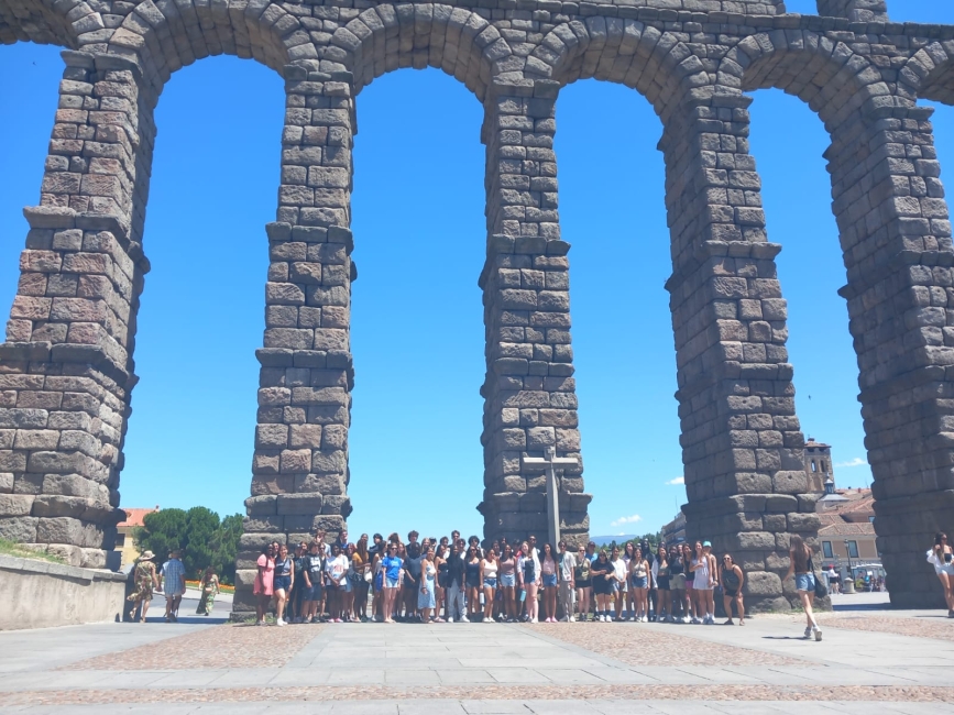 Language and Culture students in front of the famous Segovia Acqueduct