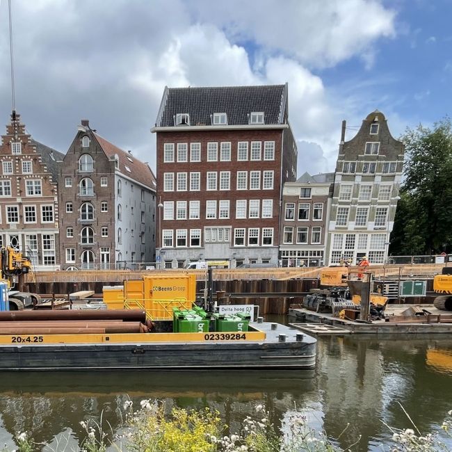 amsterdam canal houses