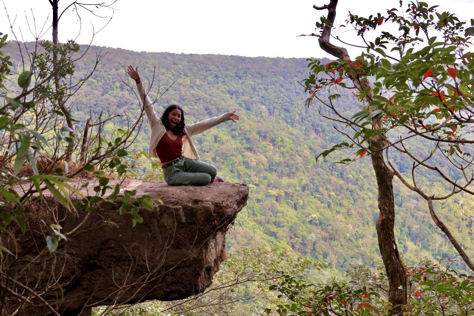 Me at the Pha Diao Dai Cliff