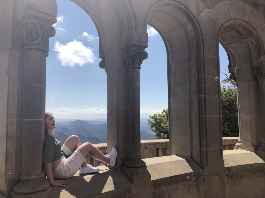 high school summer abroad student in barcelona