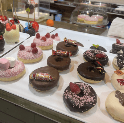 paris christmas market pastries donuts