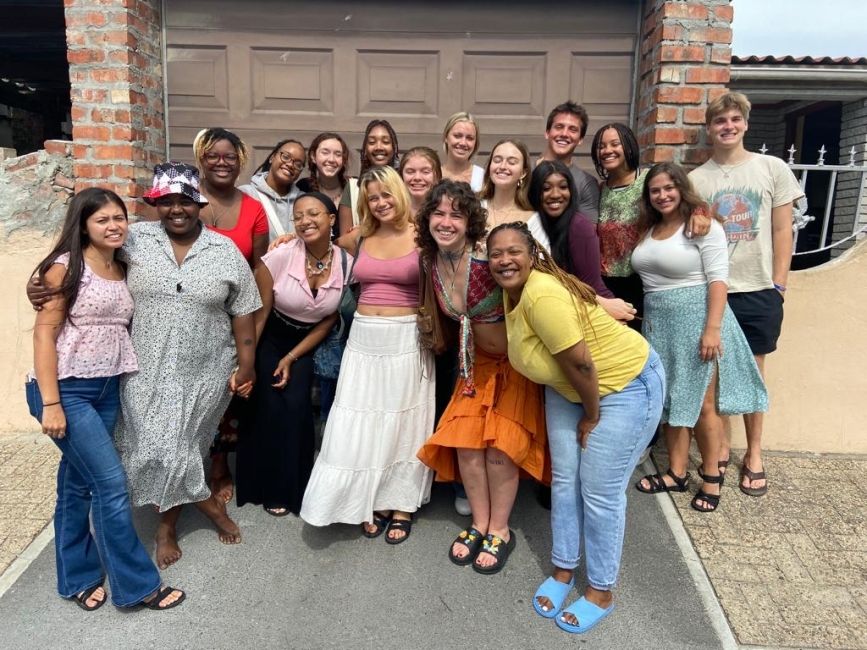 abroad travel student group