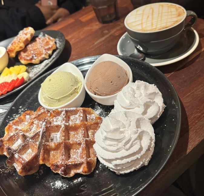 Waffle it Up Cafe