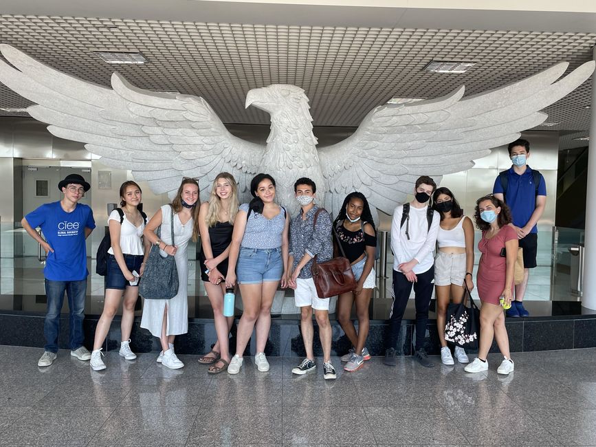 high school students pose in lisbon