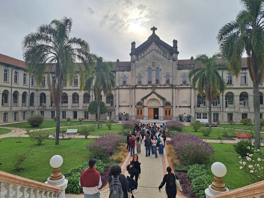 Arriving to La Salle 1