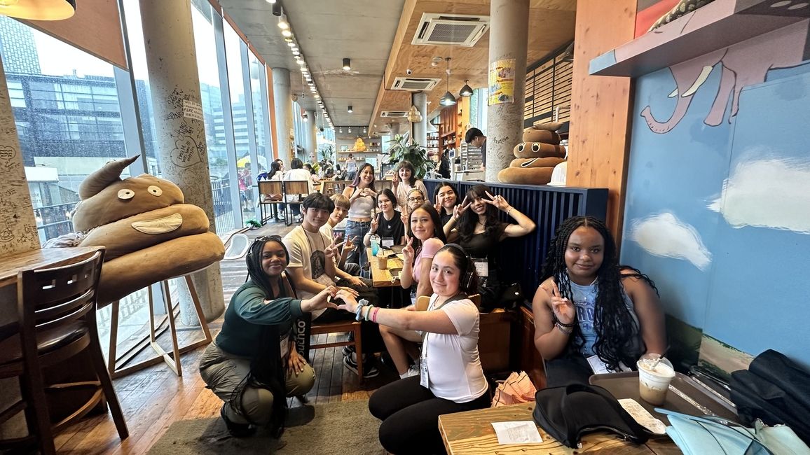 Lunch Photo with Seuol Mates