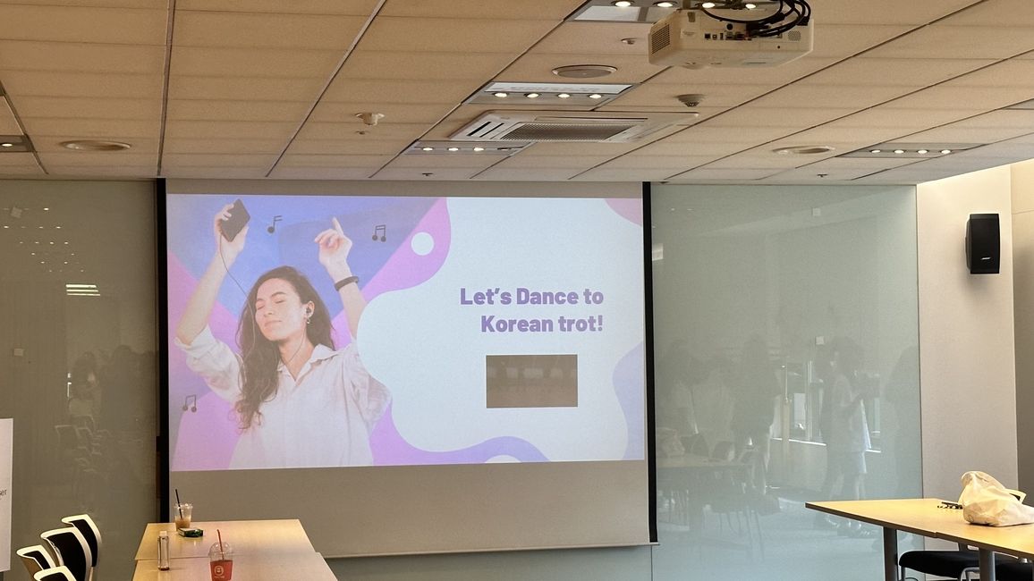 Getting ready to dance in K-pop class