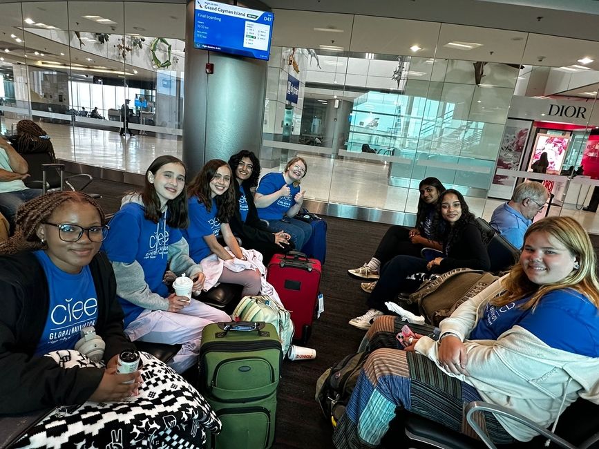 Waiting for the group flight from Miami