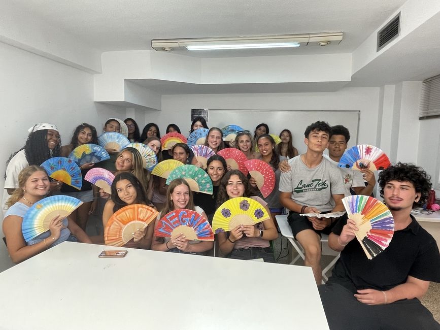 Showing our abanicos