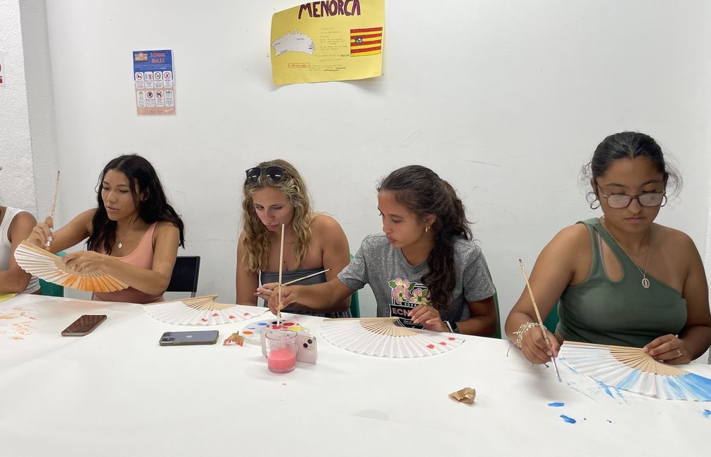 Working on our abanicos