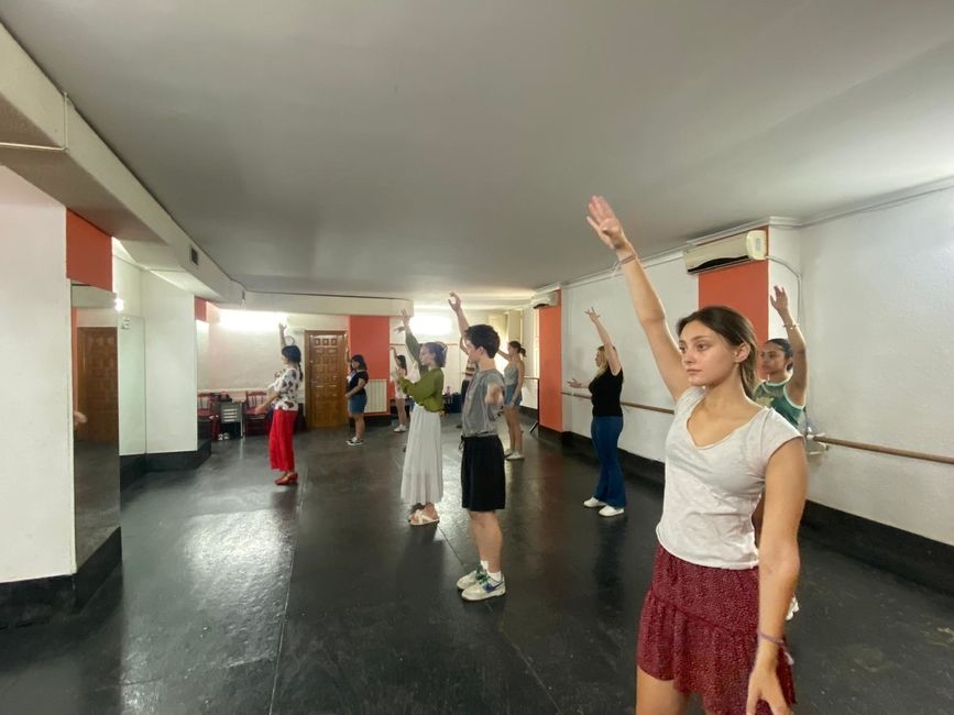 Learning how to dance La Sevillana