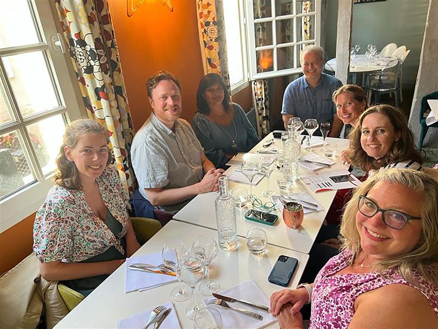 Group mean teachers abroad in France