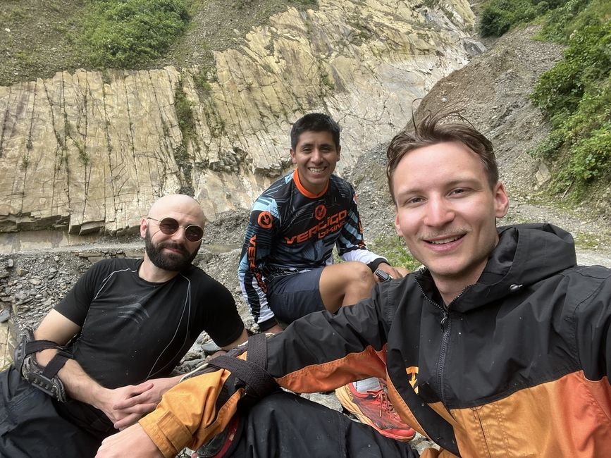 Alexis J. (at right) spend time in California with his friends when he took time to travel during his U.S. internship.