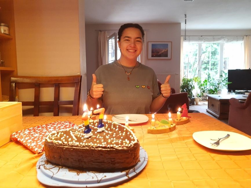 A birthday is celebrated in Germany