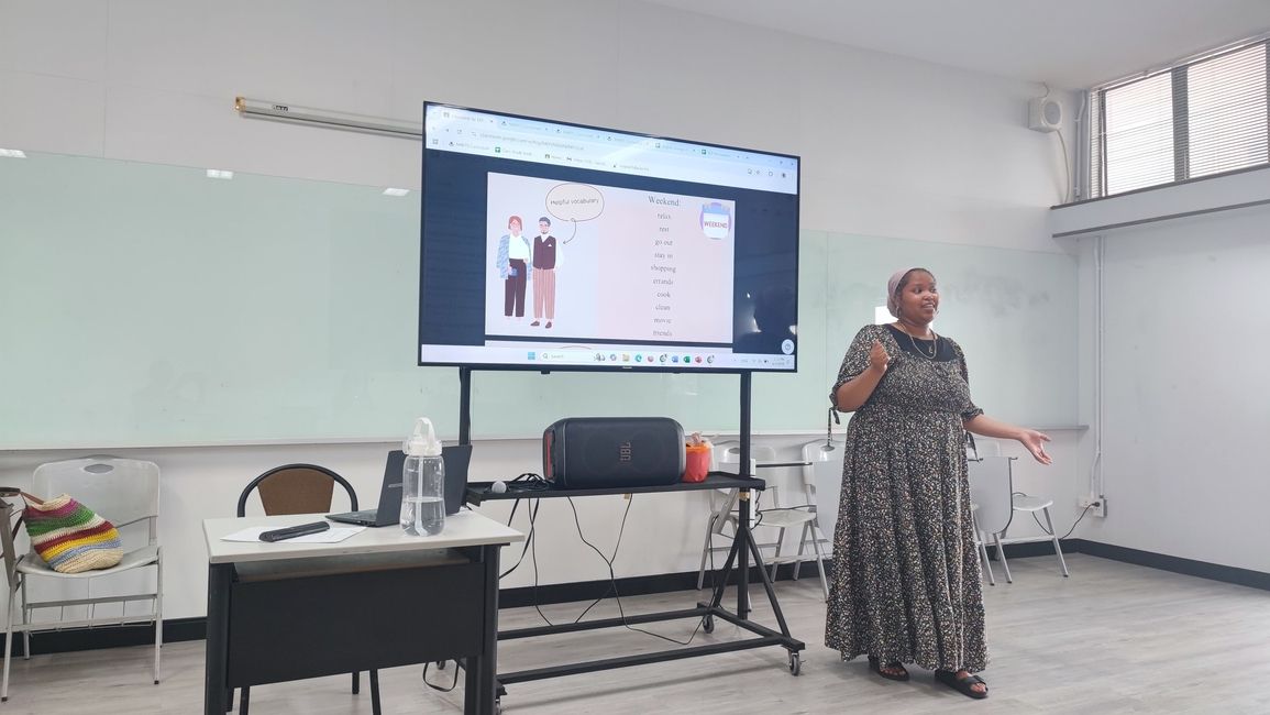 Ciani teaching in Thailand