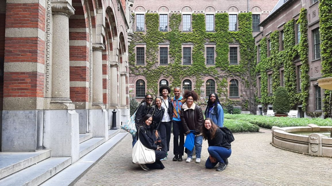 amsterdam students by ivy building