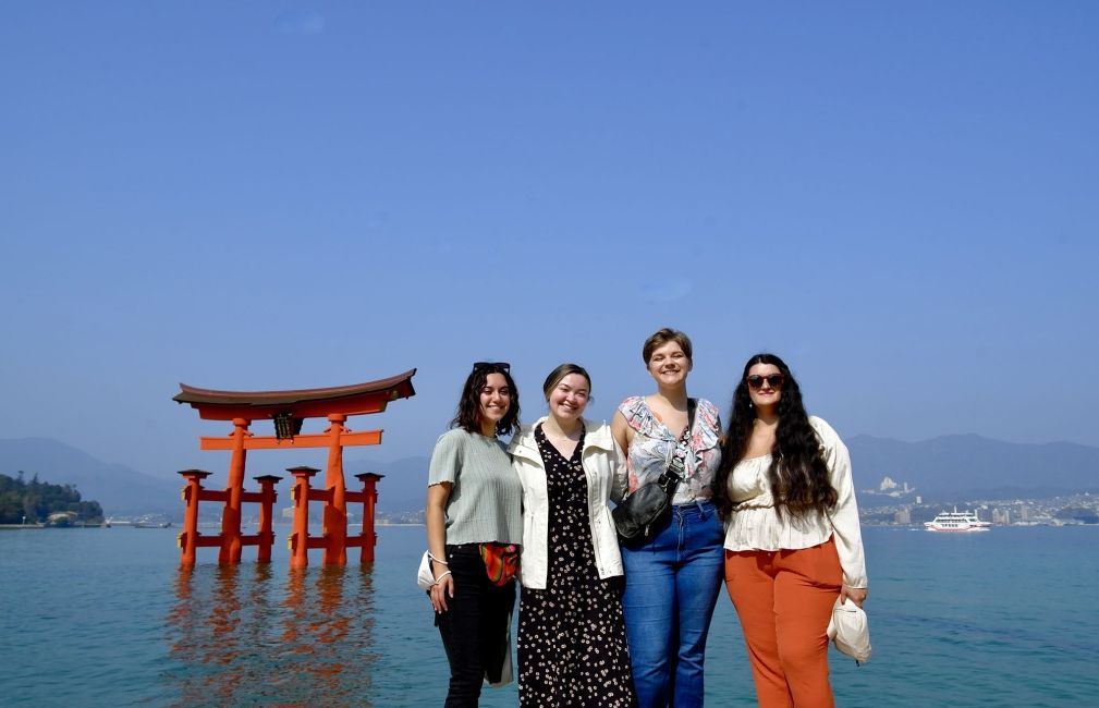 miyjima girls temple water