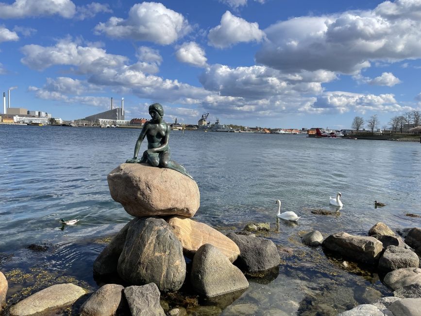 copenhagen little mermaid