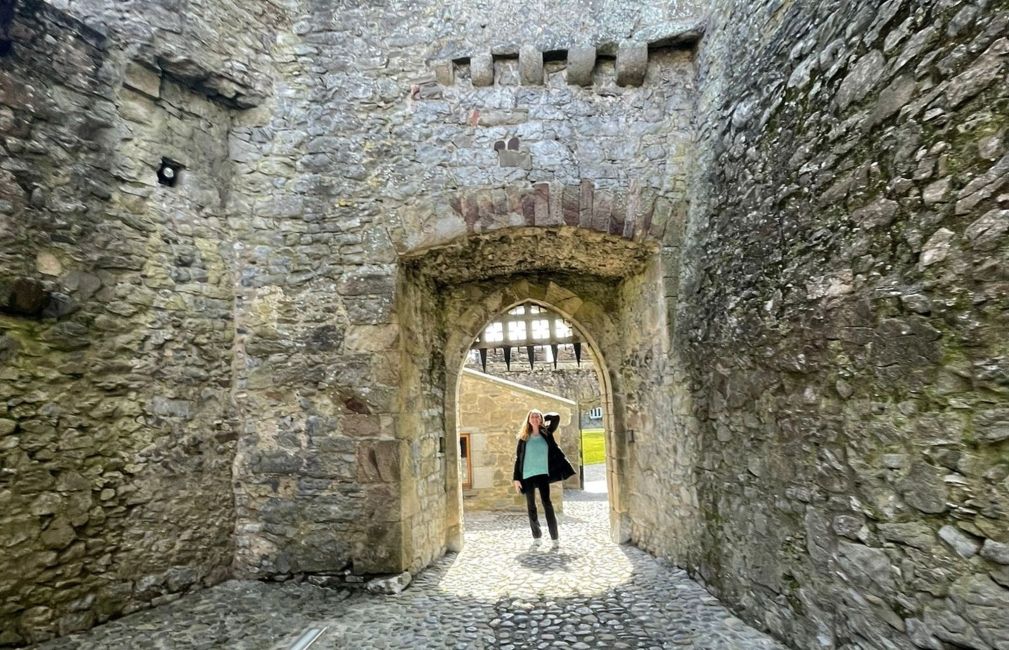 student in ireland castle exploration