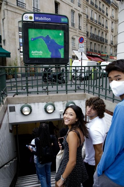 High school students entering Paris metro